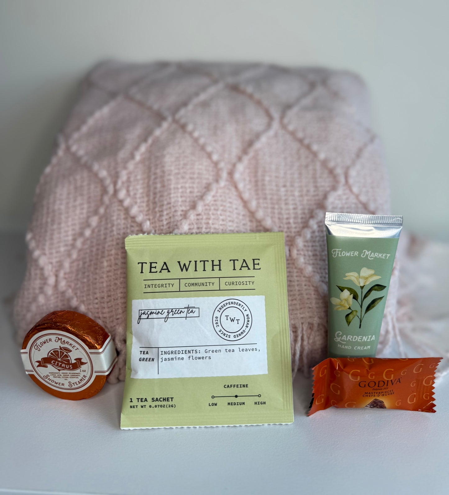 Cozy relaxation gift set